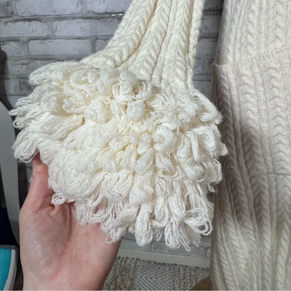 Vintage Nine West Cream Cable Knit Long Crochet Cardigan with Fringe Trim